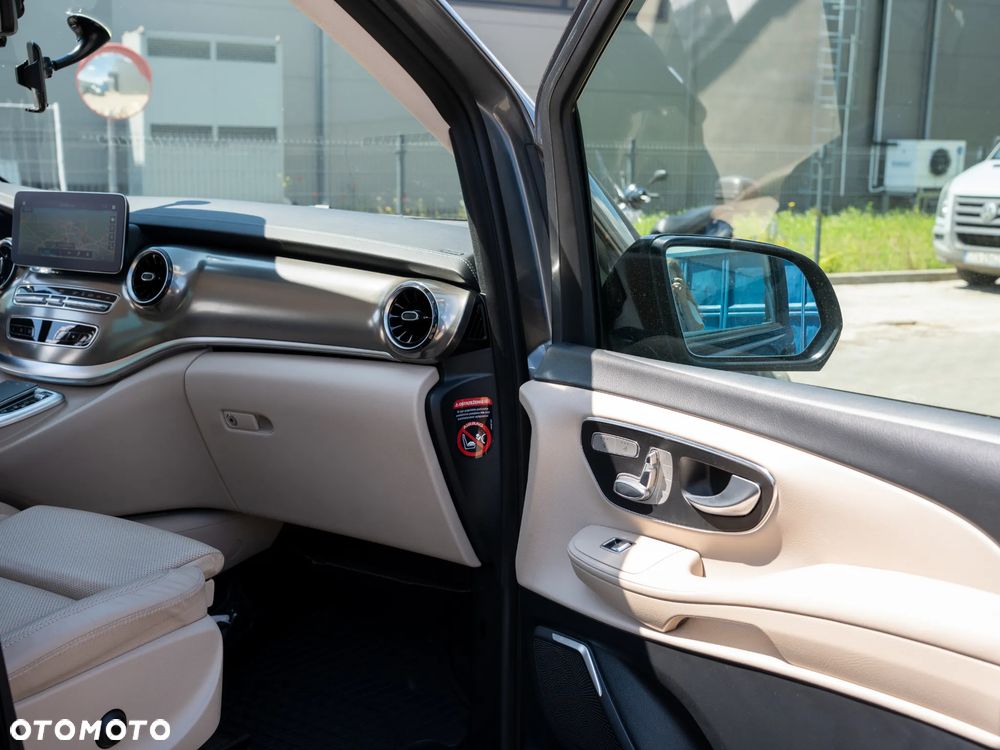 Mercedes-Benz Klasa V 300 d Exclusive 9G-Tronic (d³ugi) - 15