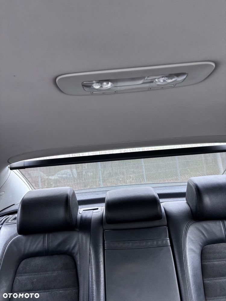Volkswagen Passat 2.0 TDI DPF Highline - 30