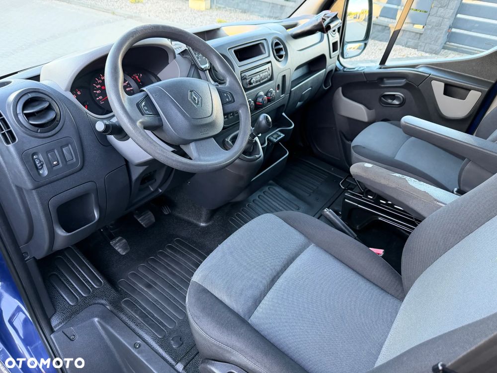 Renault MASTER 5 OSÓB - 11