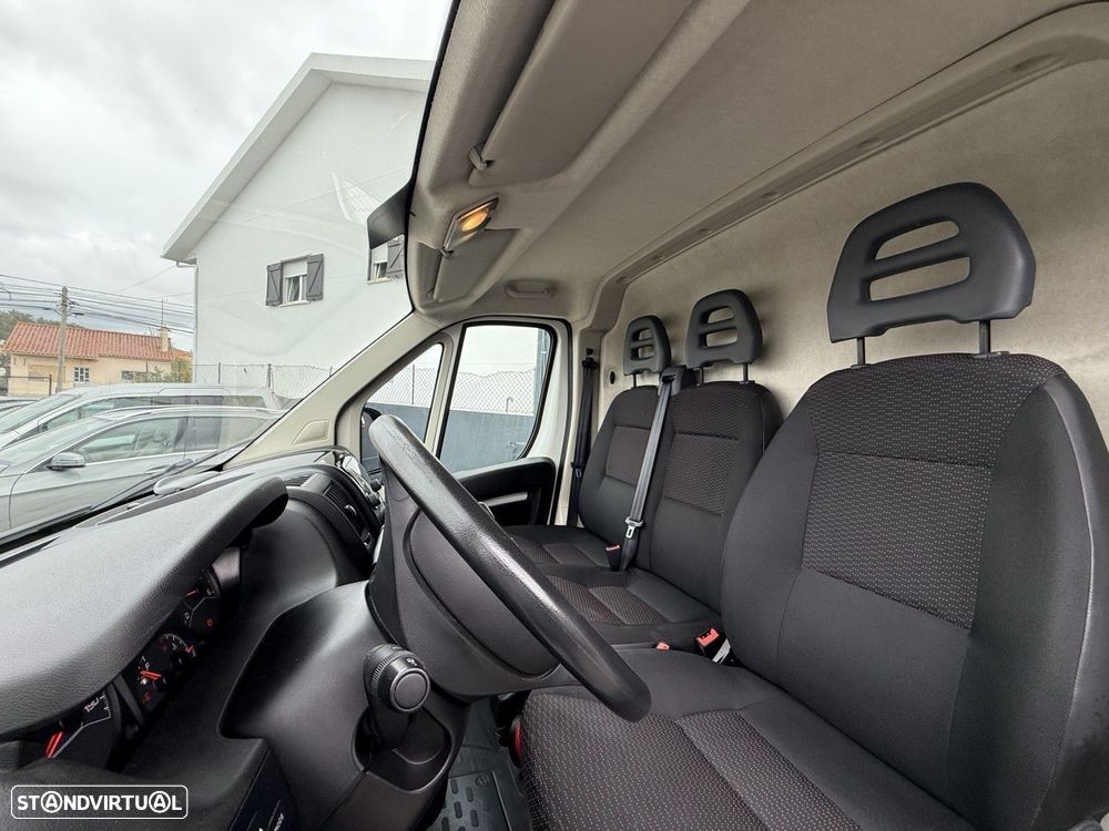 Peugeot Boxer 2.2 BlueHDi 330 L1H1 Pro - 2