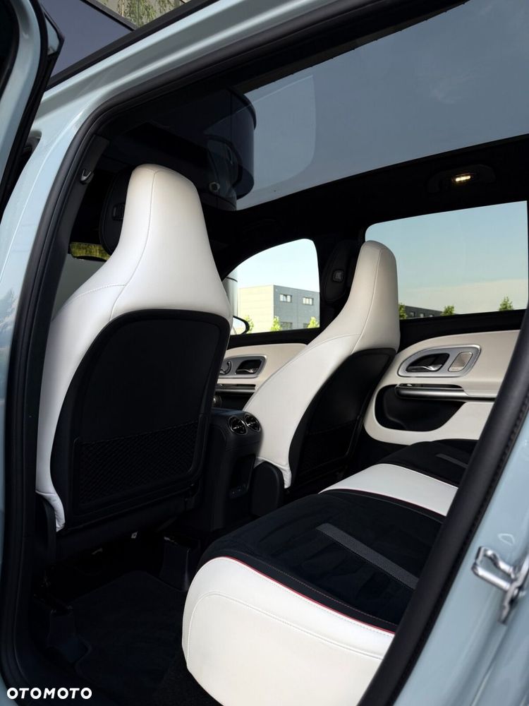 Mercedes-Benz GLB - 35