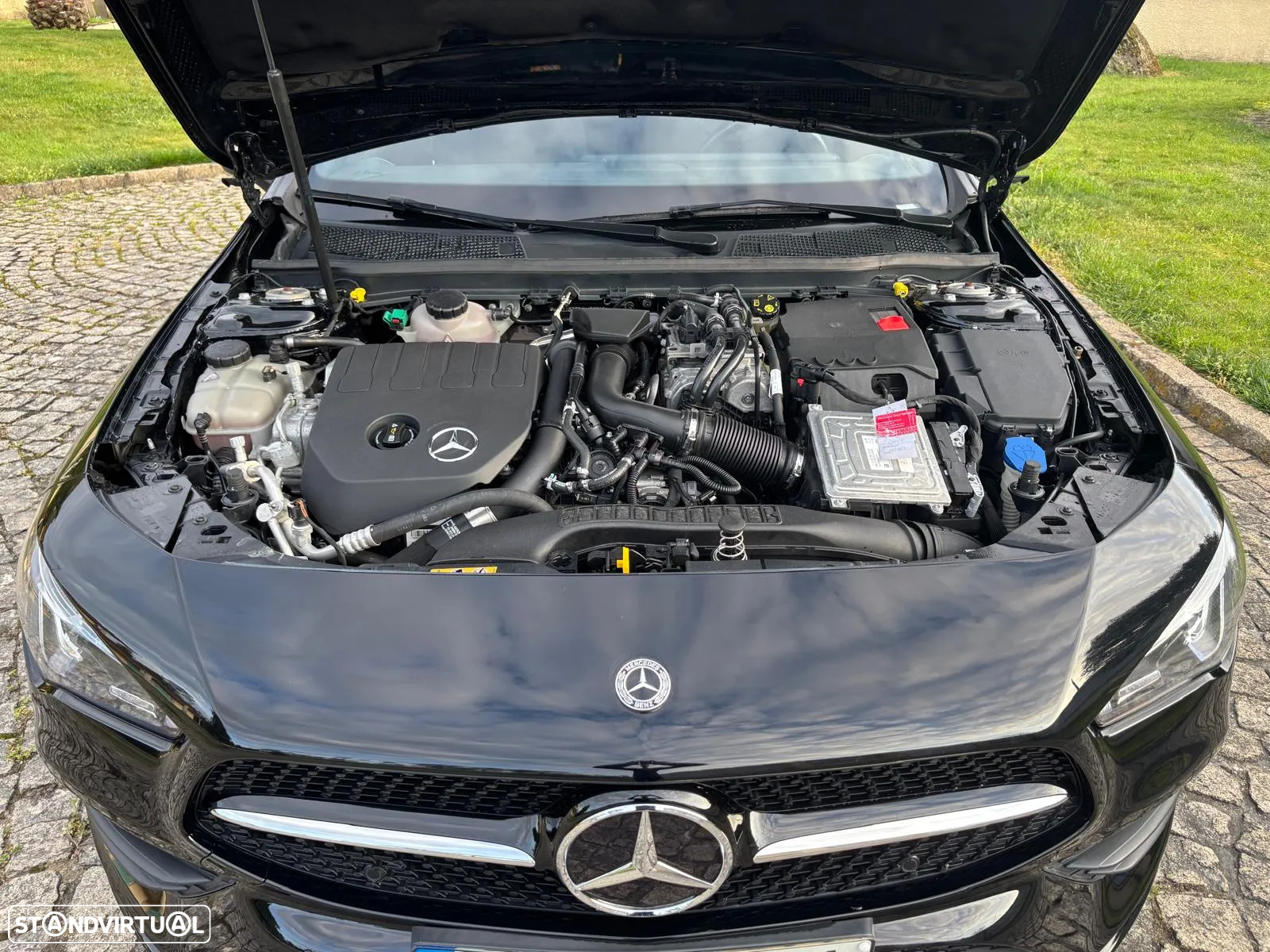 Mercedes-Benz CLA 250 e Shooting Brake AMG Line - 18