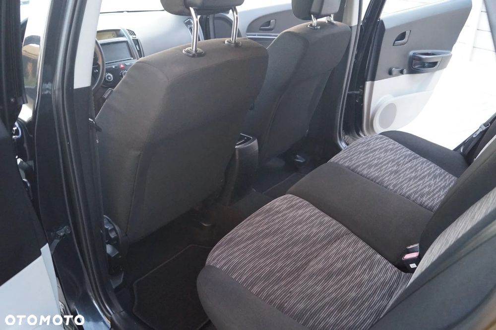 Kia Ceed - 6