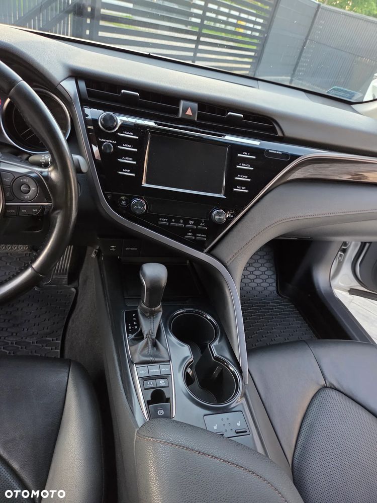 Toyota Camry 2.5 Hybrid Prestige CVT - 31