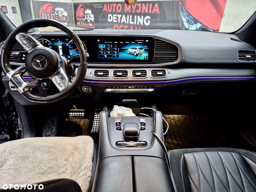 Mercedes-Benz GLS - 8