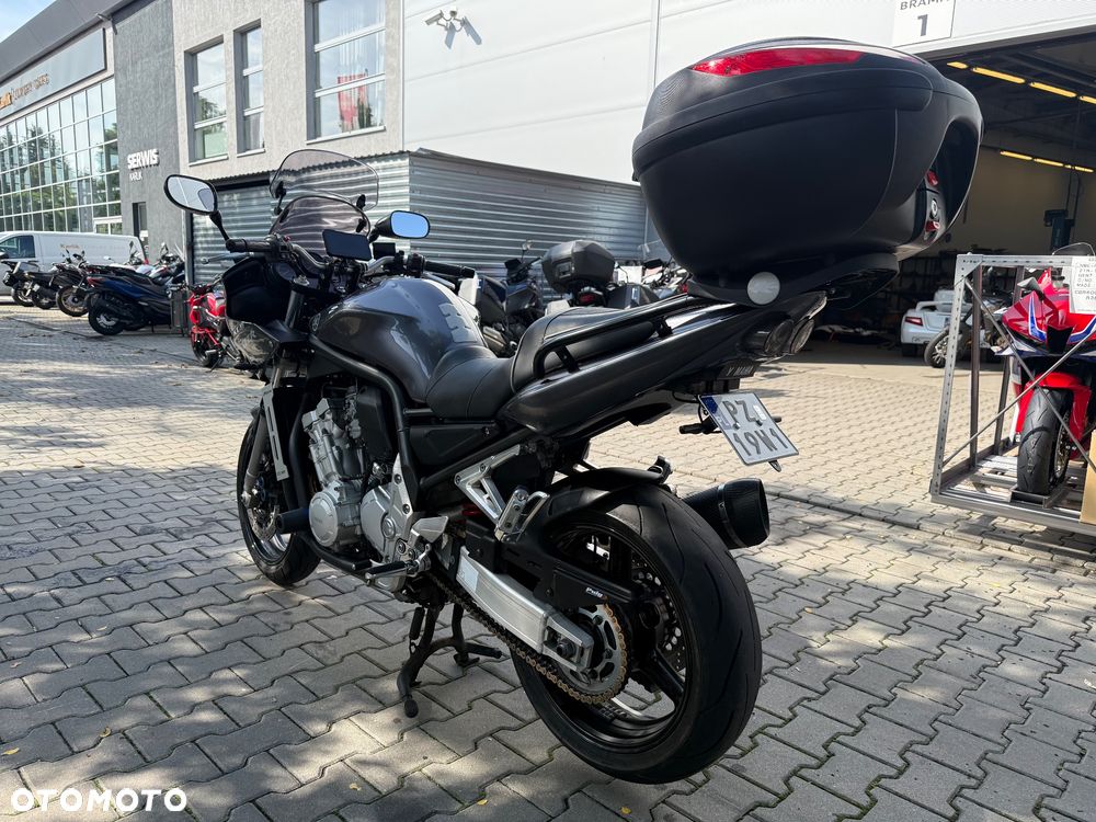 Yamaha FZS - 3