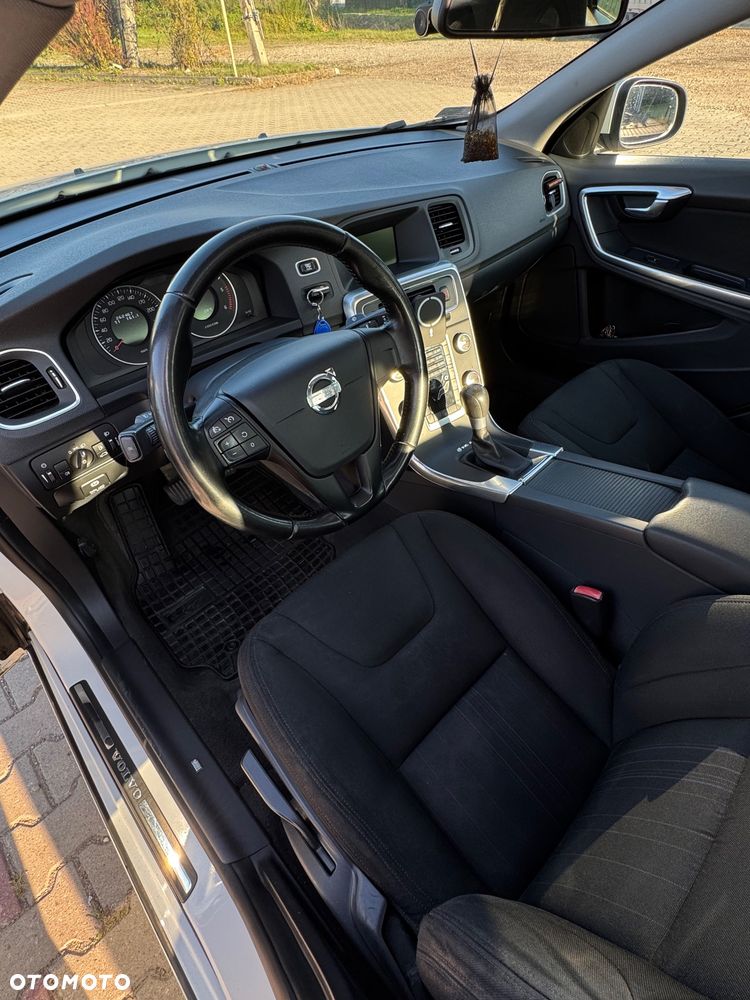 Volvo S60 D2 - 12