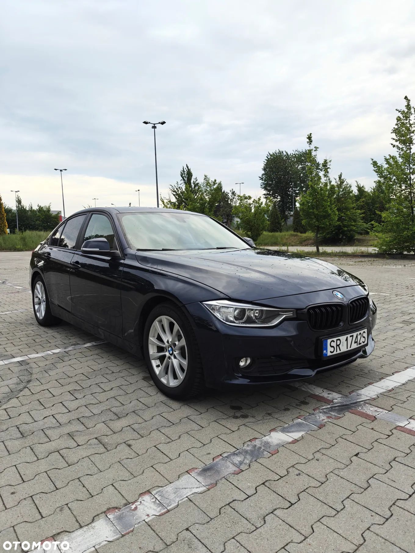 BMW Seria 3 320i - 1