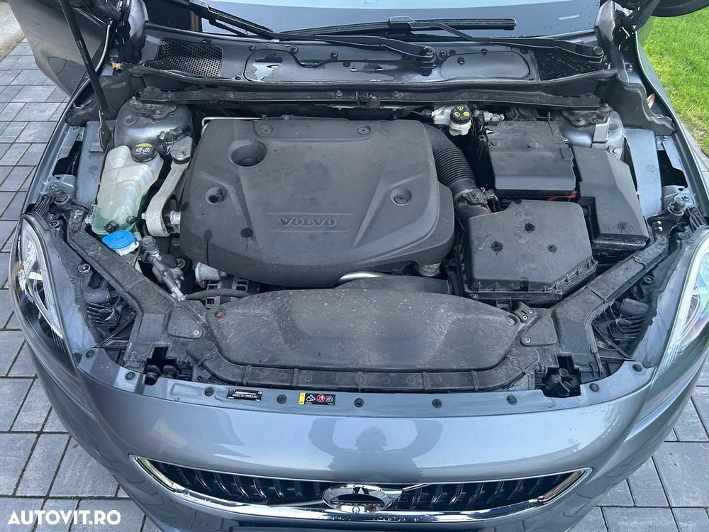 Volvo V40 D3 - 17
