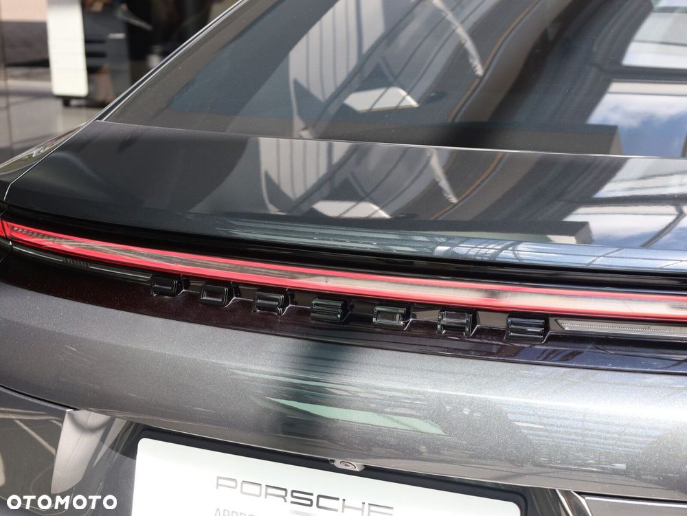Porsche Panamera - 31