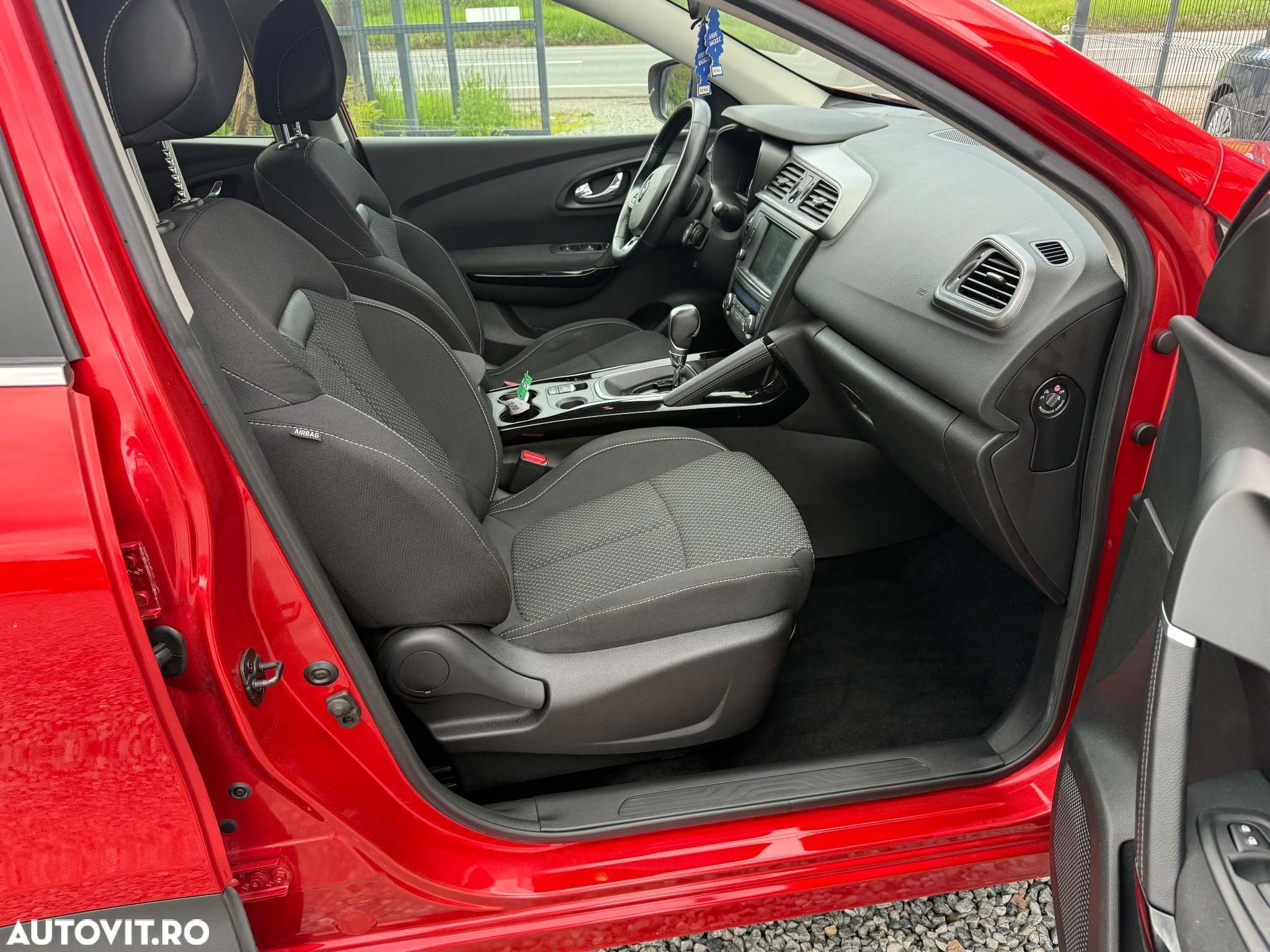 Renault Kadjar BLUE dCi 115 EDC BOSE EDITION - 12