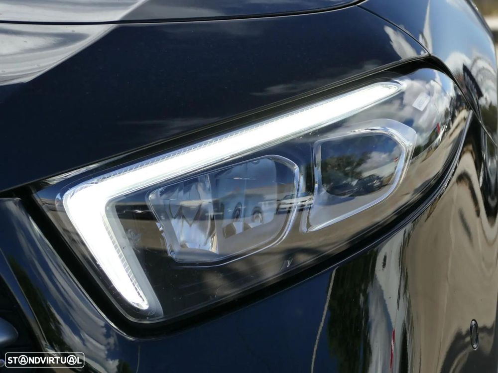 Mercedes-Benz A 180 d AMG Line - 11