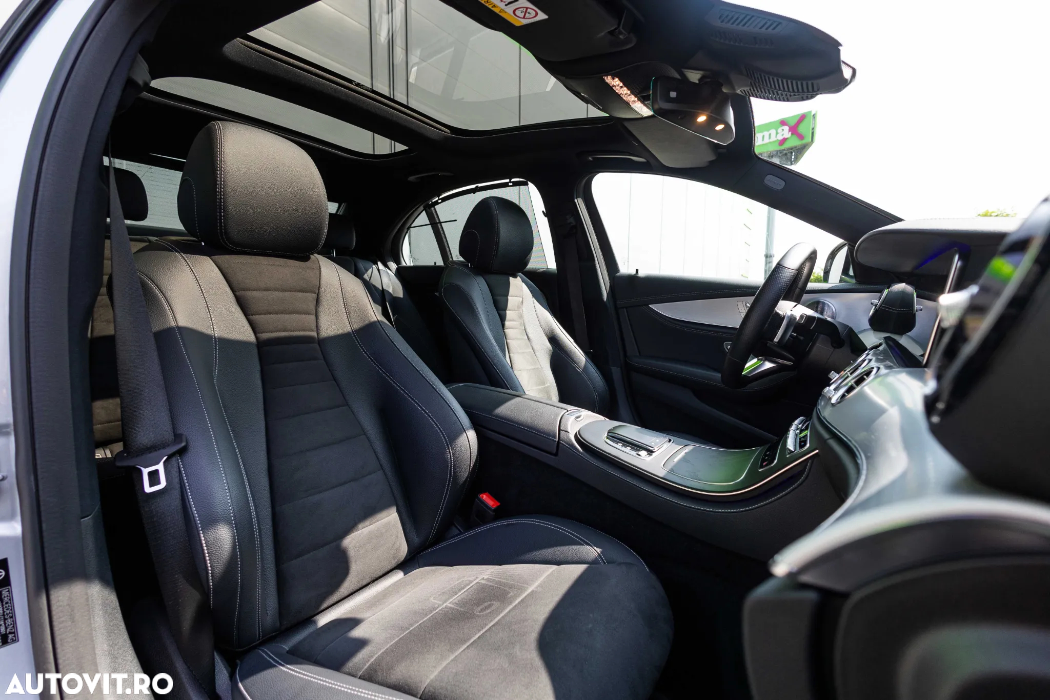 Mercedes-Benz E 300 de 4MATIC Aut. - 11