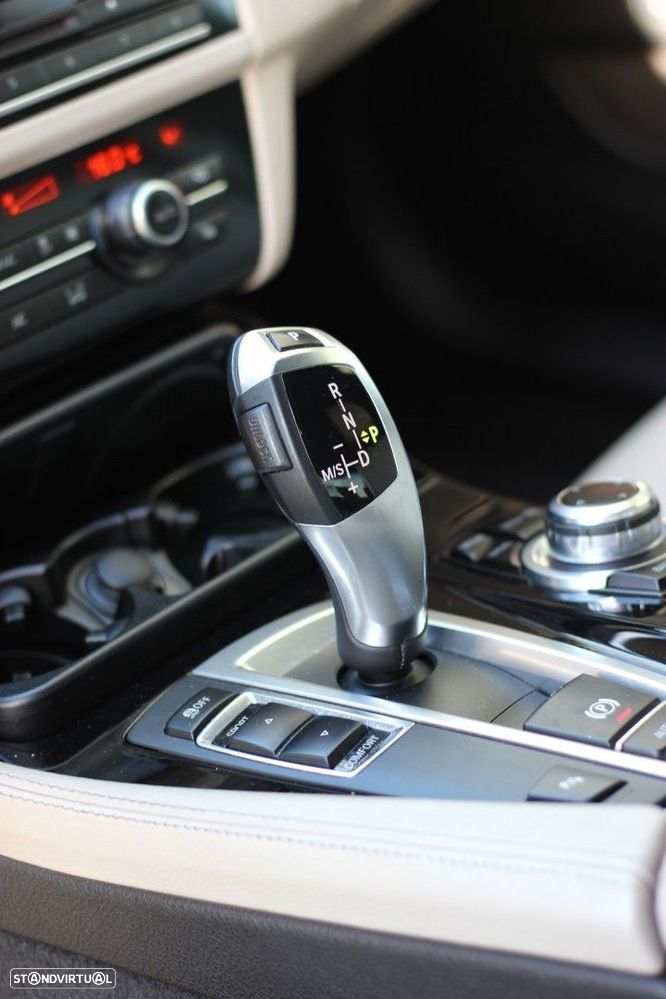 BMW 525 d xDrive Pack M Auto - 14