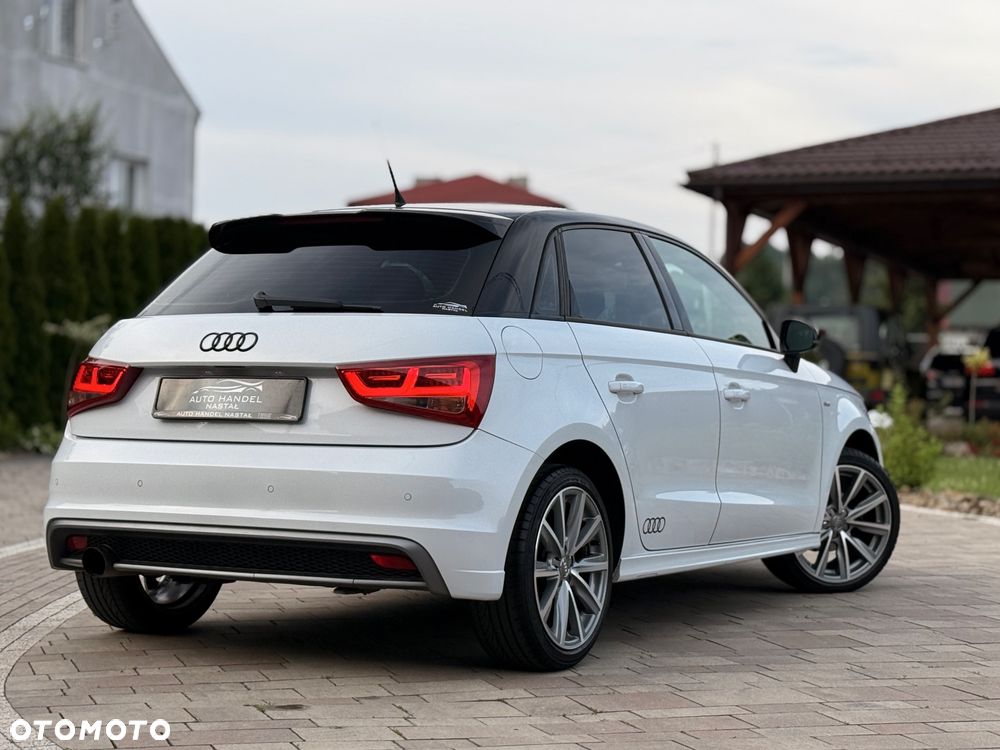 Audi A1 Sportback 1.2 TFSI S line Sportpaket - 14