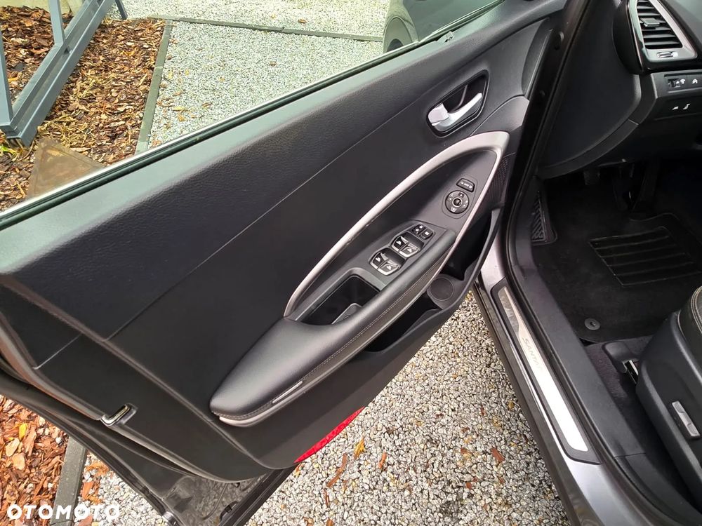 Hyundai Santa Fe - 16