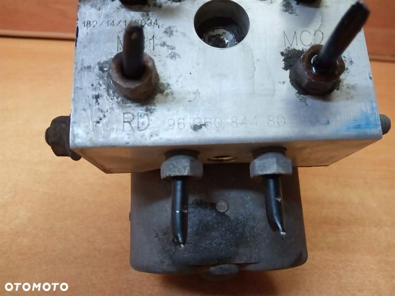 POMPA ABS PEUGEOT 306 1.4 9636084480 - 3