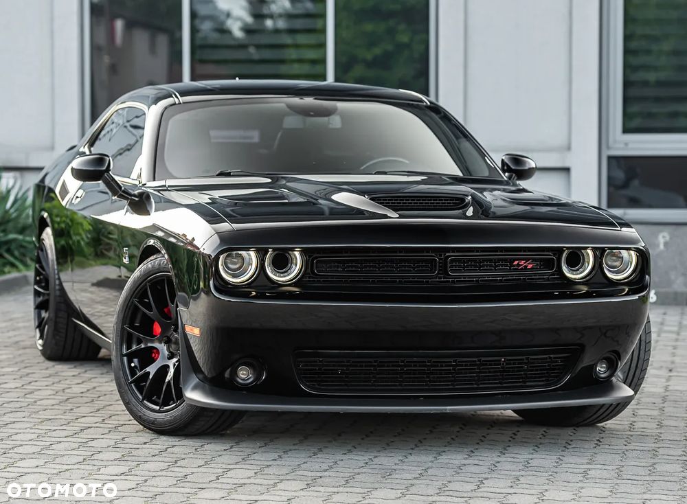 Dodge Challenger 6.4 Scat Pack - 2