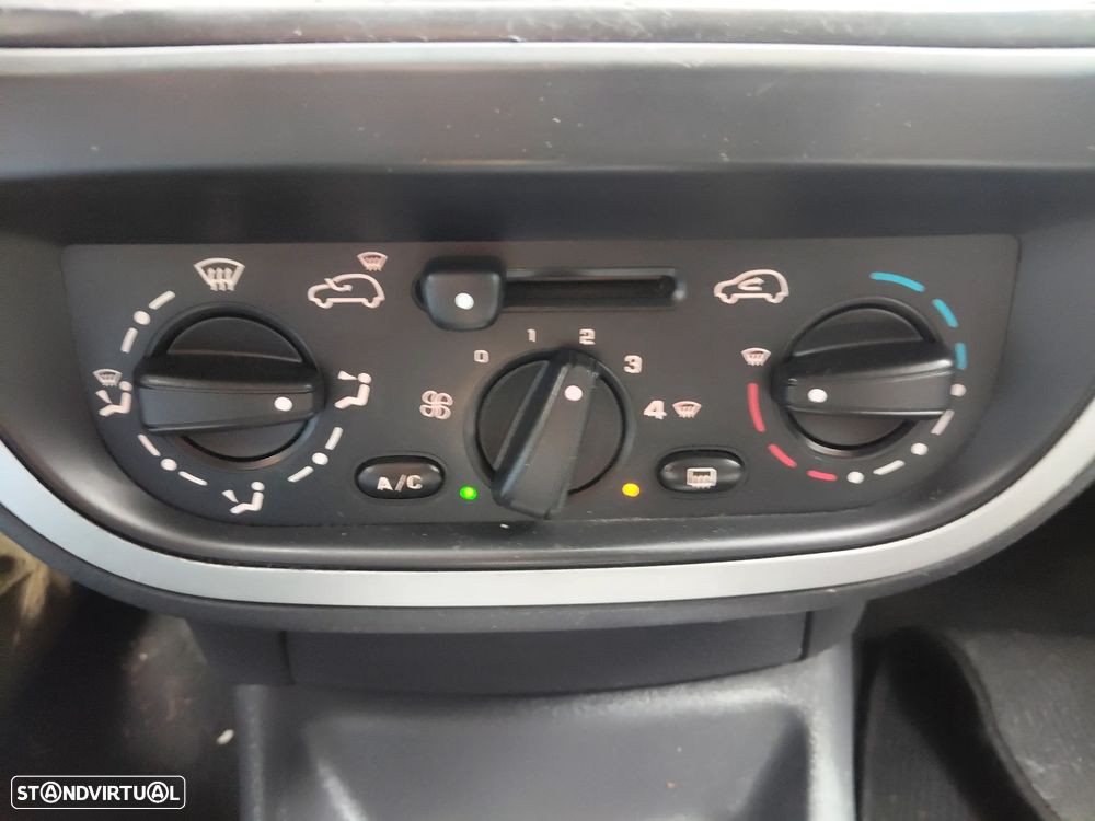 Citroën C2 1.1 Tonic - 12
