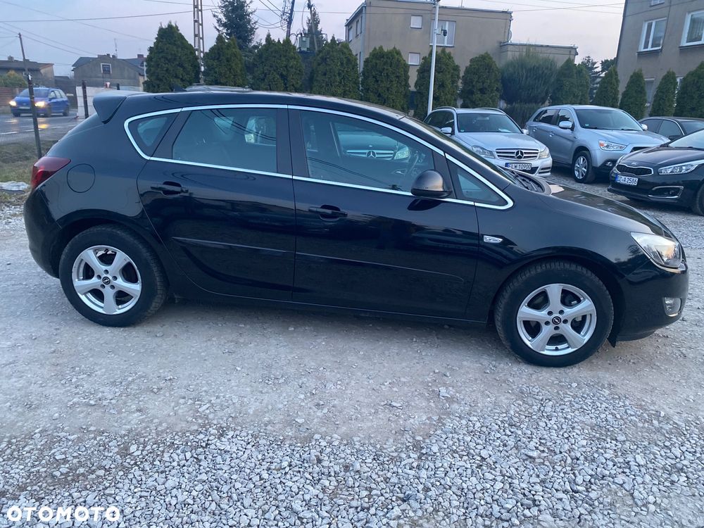 Opel Astra 1.4 Turbo Cosmo - 16