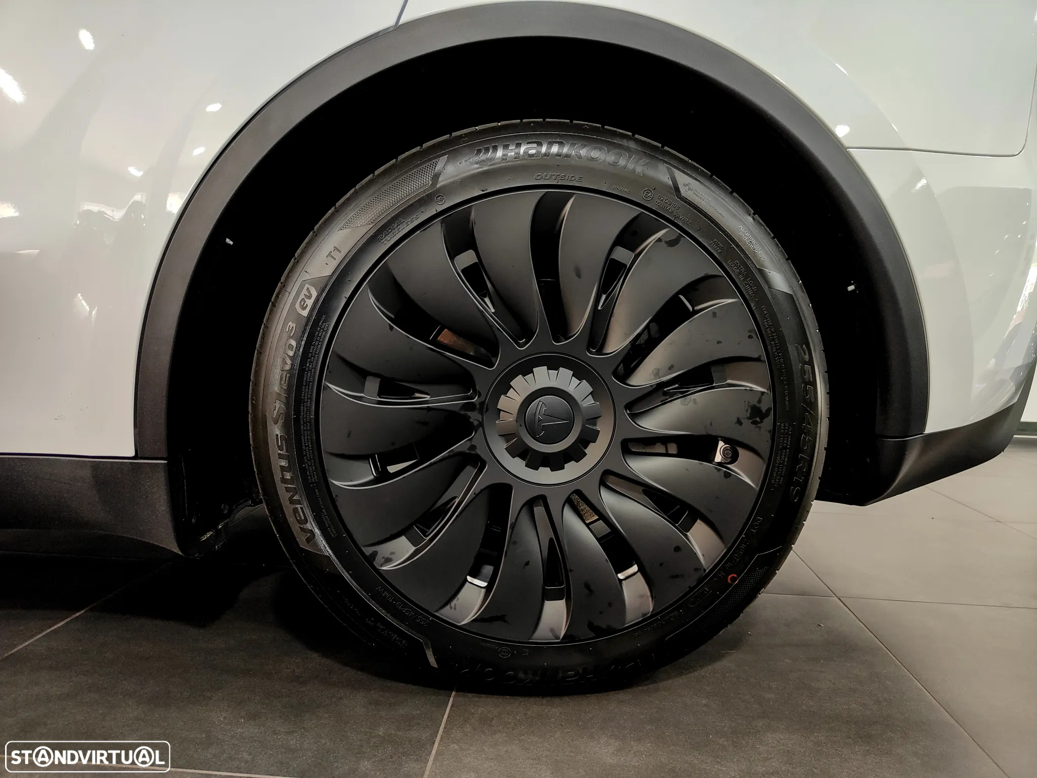 Tesla Model Y Tração Traseira - 31