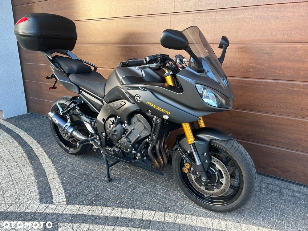 Yamaha FZ8 - 3
