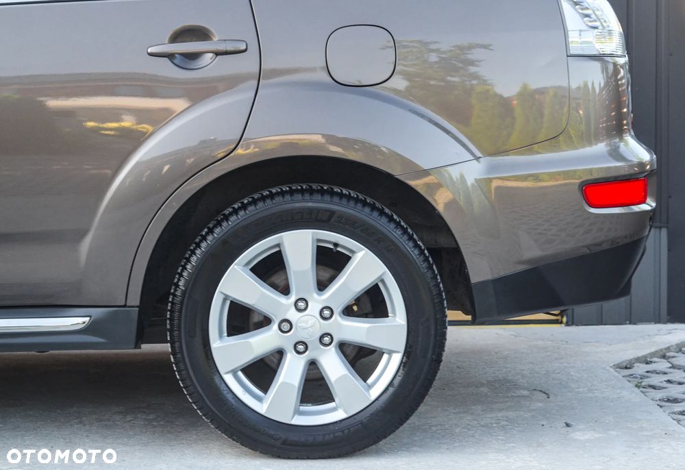 Mitsubishi Outlander 2.2 DID Intense + EU5 TC-SST - 11