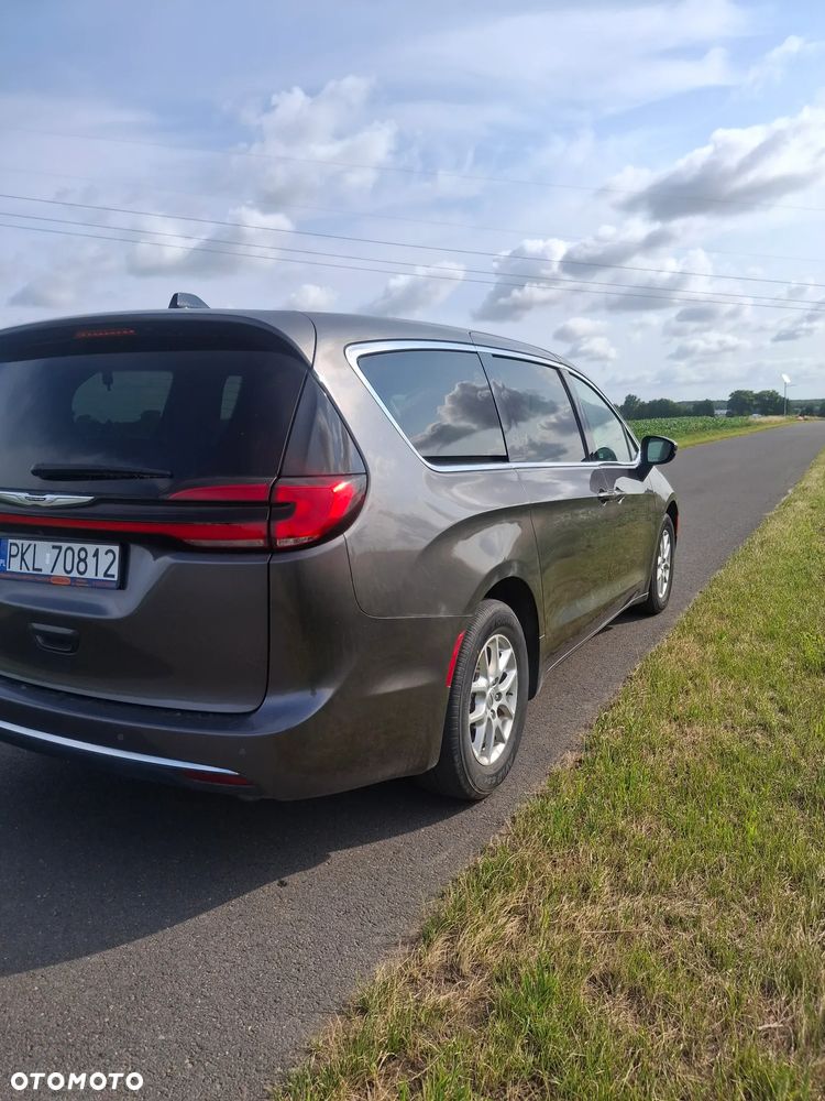 Chrysler Pacifica - 7