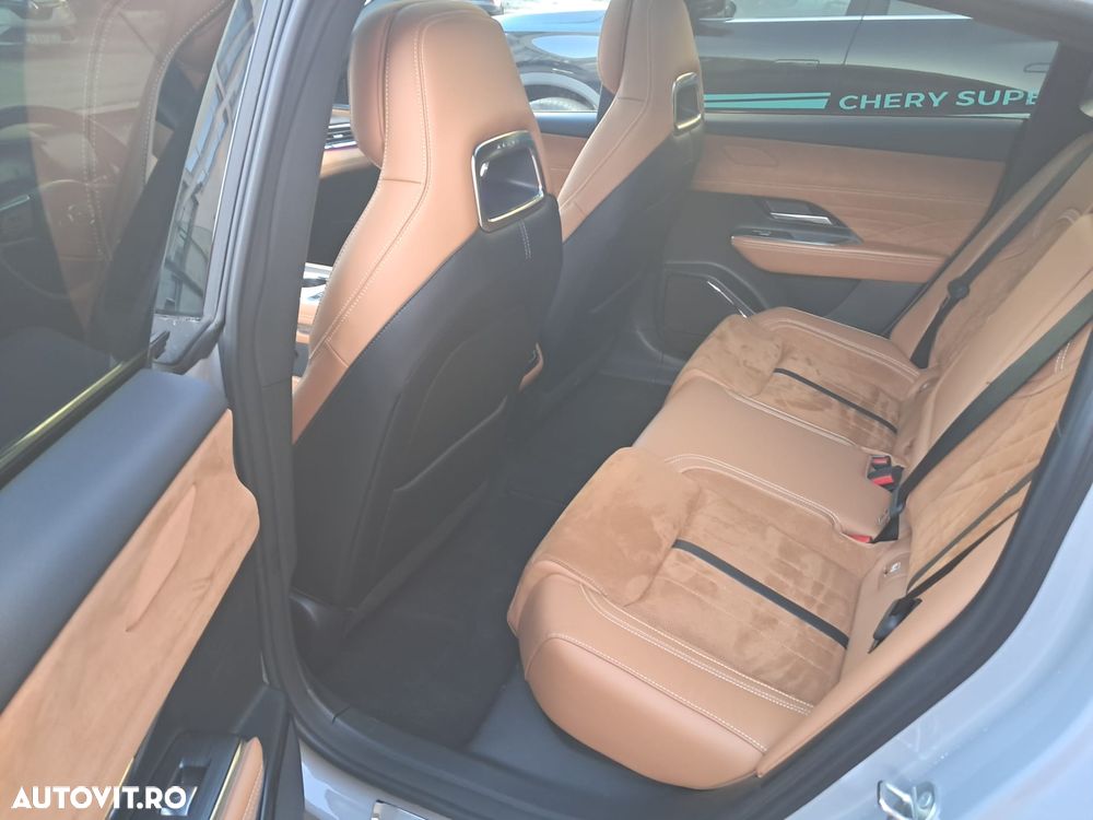 Mazda 6e EV Long Range Takumi Plus - 14