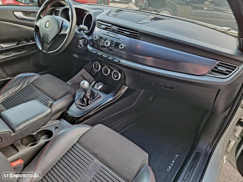 Alfa Romeo Giulietta - 9