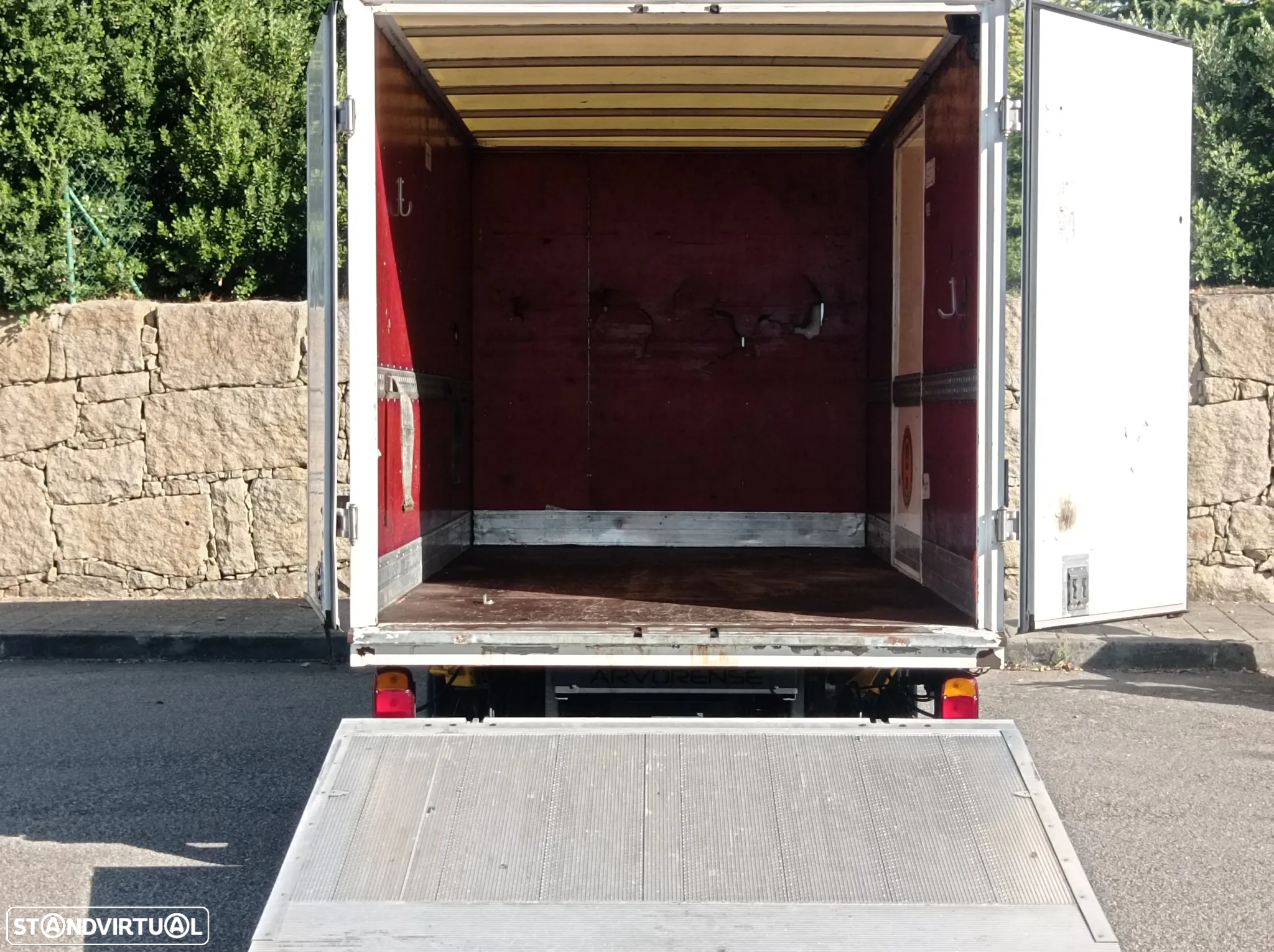 Nissan Cabstar/Plataforma de carga - 18