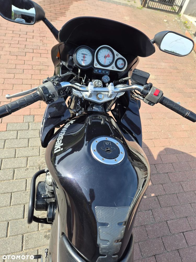 Kawasaki ZR - 9