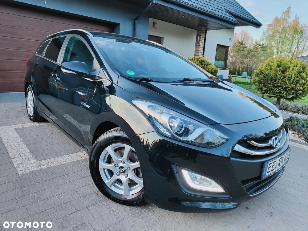 Hyundai i30 blue Kombi 1.6 GDi Style - 40