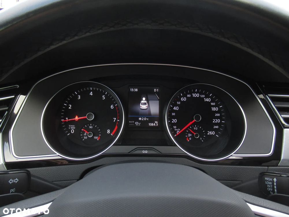 Volkswagen Passat 1.5 TSI EVO Business DSG - 36