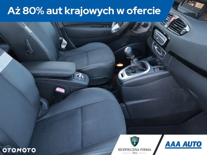 Renault Scenic - 11