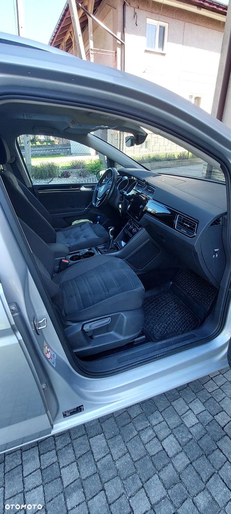 Volkswagen Touran 2.0 TDI BMT Highline - 8