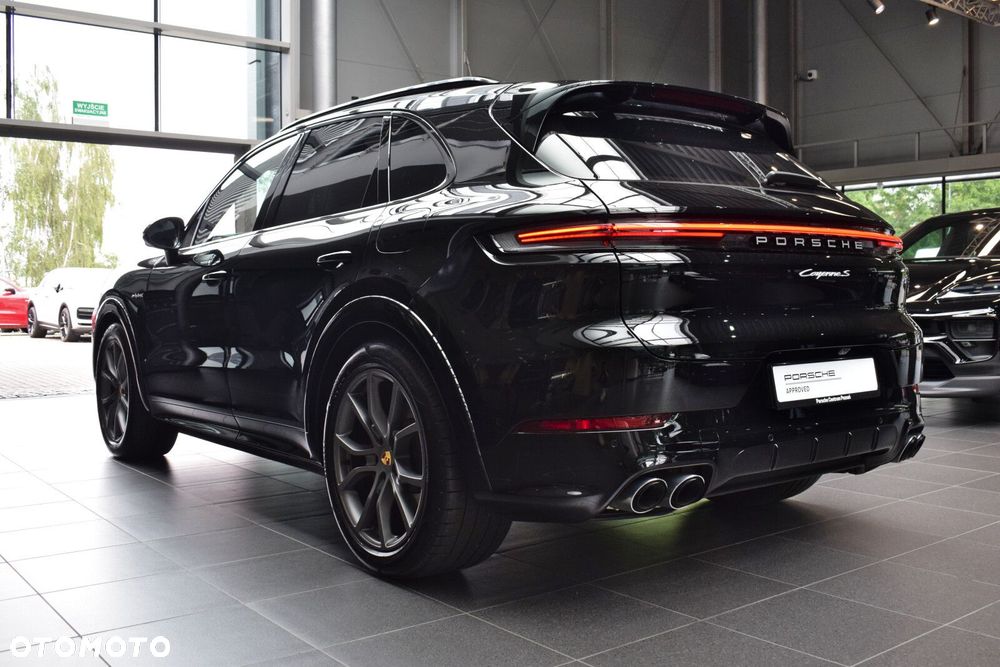 Porsche Cayenne - 2