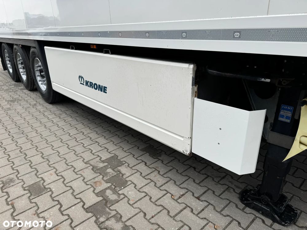 Krone Chłodnia ,Doppelstock , Carrier Vector 1550 - 24