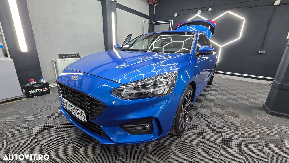 Ford Focus 1.5 EcoBoost ST-Line - 33