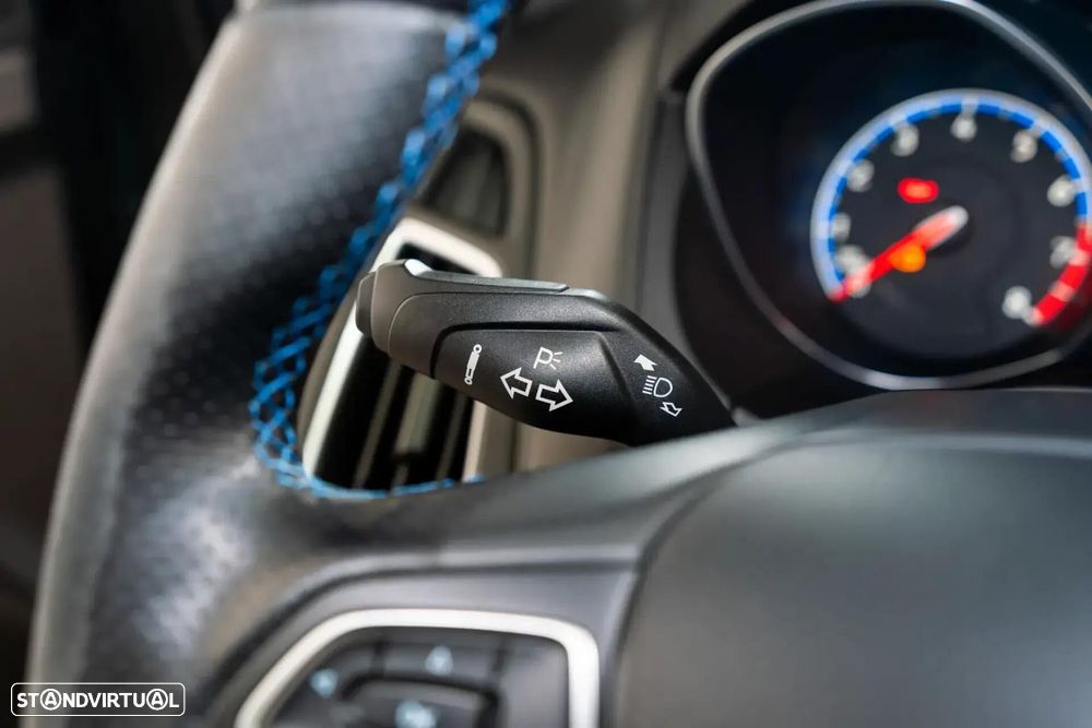 Ford Focus 2.3 EcoBoost RS - 51