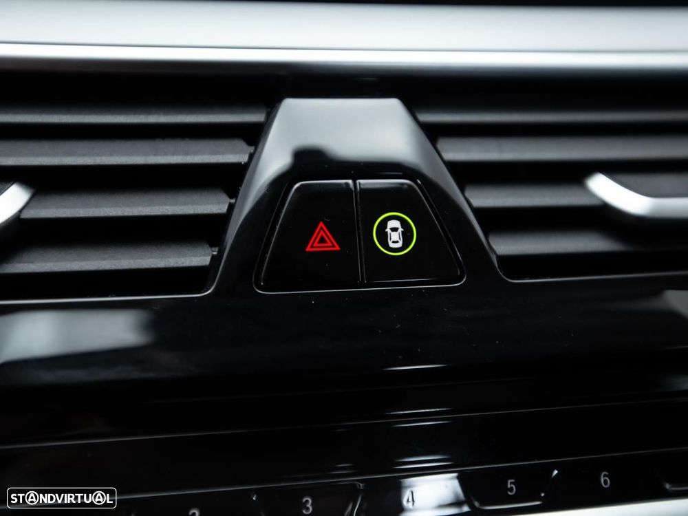 BMW 520 e - 22