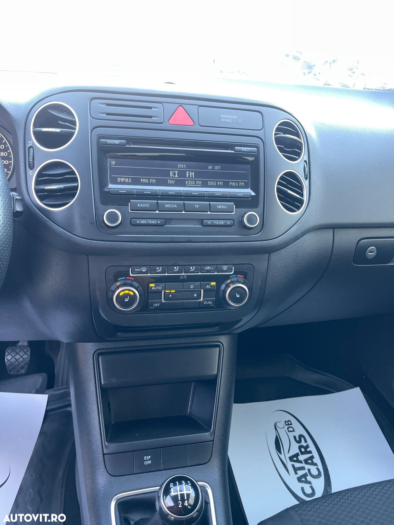 Volkswagen Golf Plus 2.0 TDI Comfortline - 35