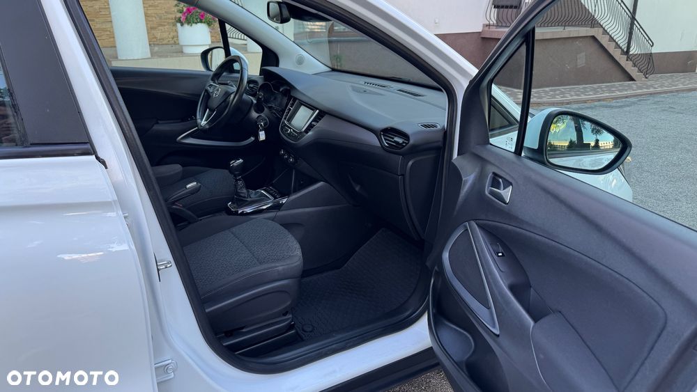 Opel Crossland X - 24