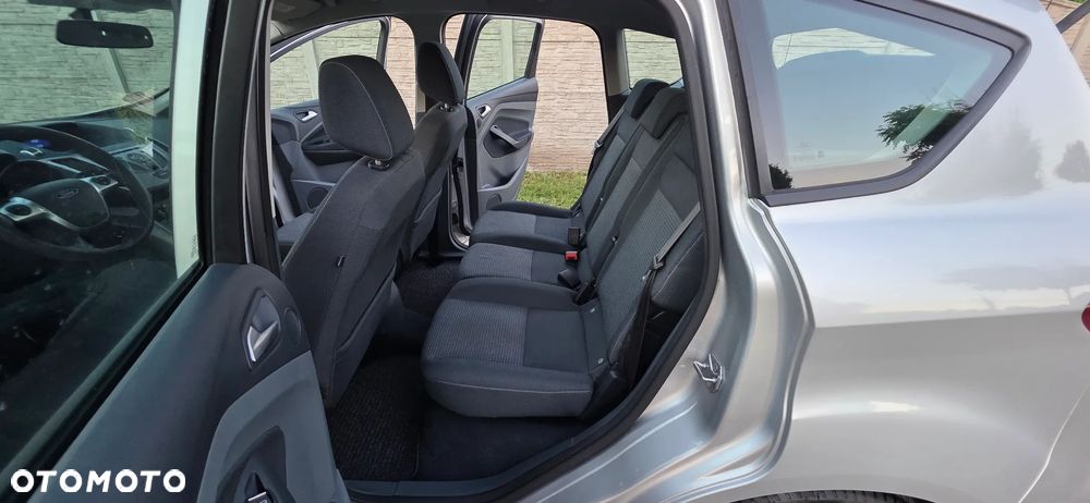 Ford C-MAX - 16