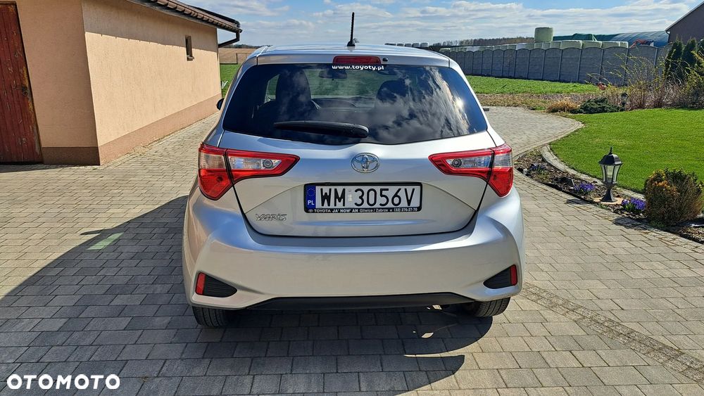 Toyota Yaris 1.5 Premium - 6