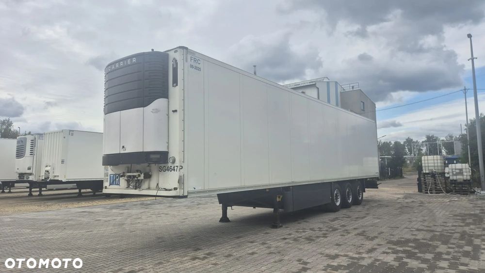 Schmitz Cargobull SKO - 1