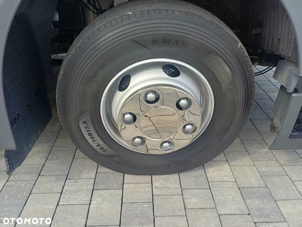 MAN TGL 12.250 KABINA LX DWA LÓŻKA + 23 PALETY - 29