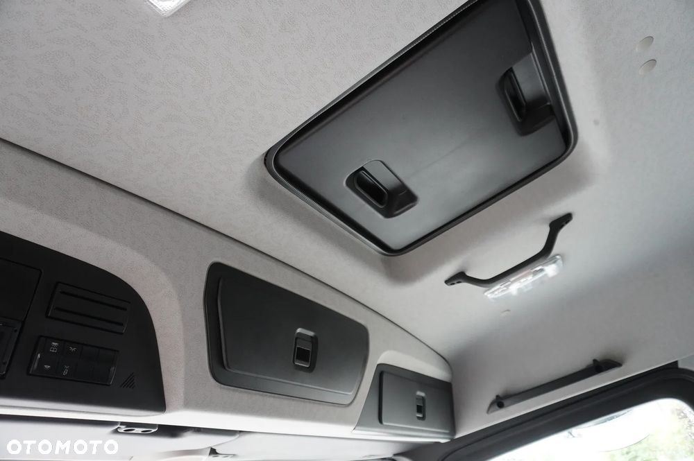 Mercedes-Benz Arocs 1827 / 10 tys. km!!! / 4x4 / Nauka jazdy / plandeka 14 EPAL_254974 - 24