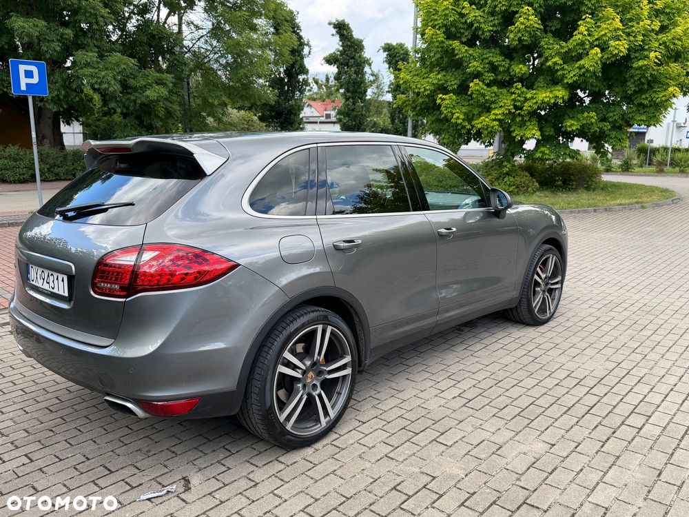 Porsche Cayenne Diesel Platinum Edition - 15