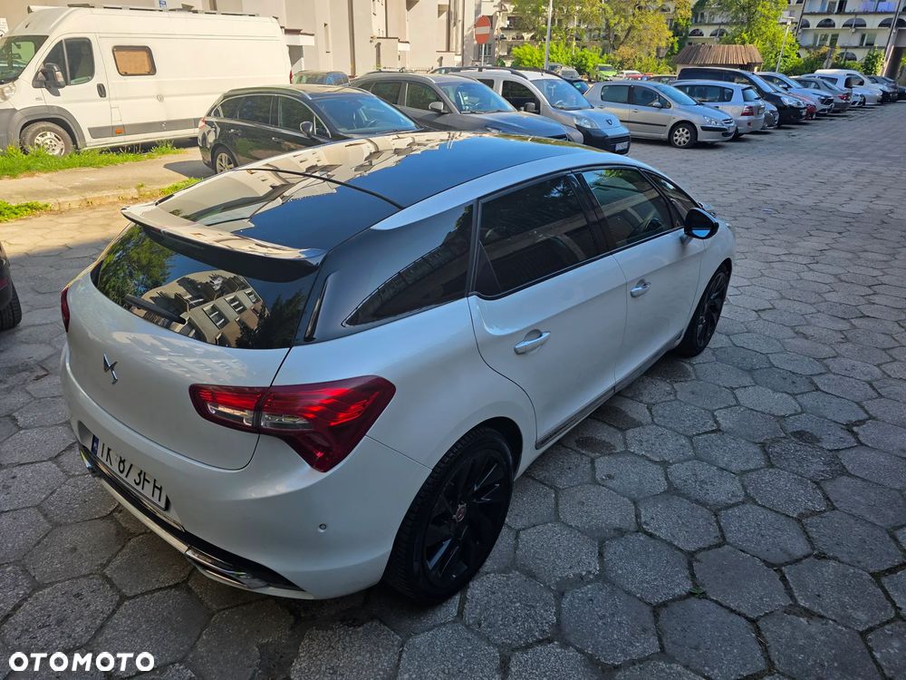 DS Automobiles DS 5 - 10